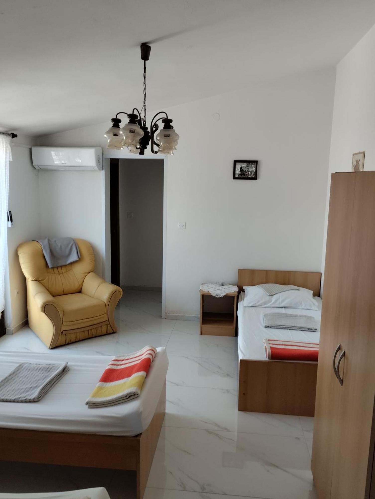 Braco Apartments By The Sea With A Sea View Žaborić Kültér fotó